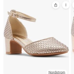 Girls Steve Madden Pretty Mesh Metallic Gold Pump Size 1